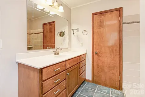 540 Chickadee Lane Brevard NC 28712