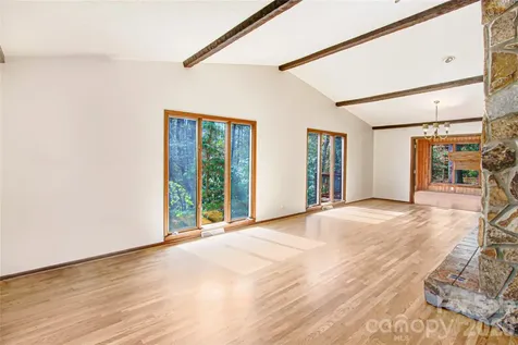 540 Chickadee Lane Brevard NC 28712
