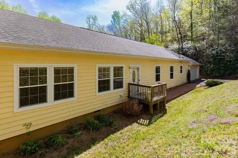 39 Kylie Grace Lane Candler NC 28715
