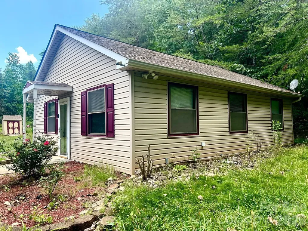3840 Hide Away Hill Morganton NC 28655