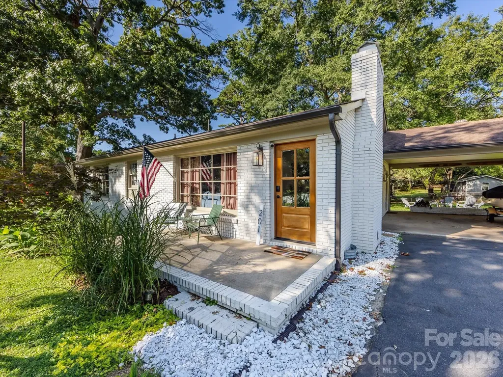 201 Browntown Road Belmont NC 28012