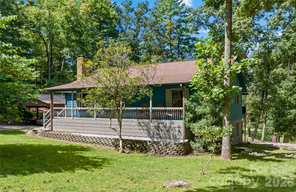 1502 Greenstreet Drive Traphill NC 28685
