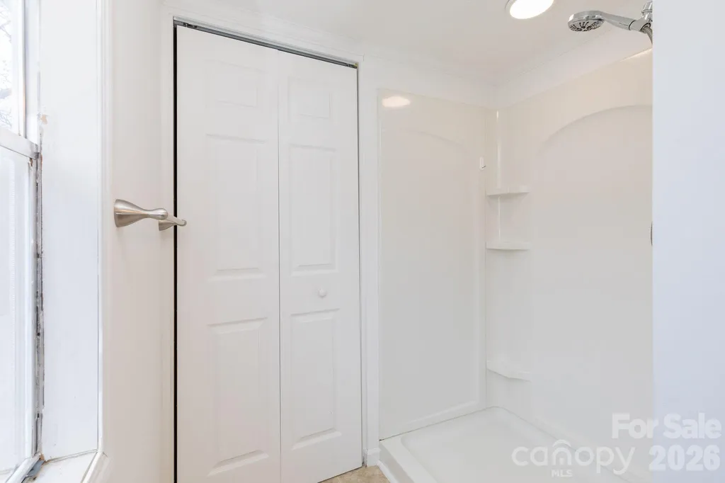20 Ox Creek Road Weaverville NC 28787