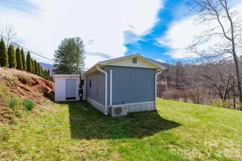 20 Ox Creek Road Weaverville NC 28787