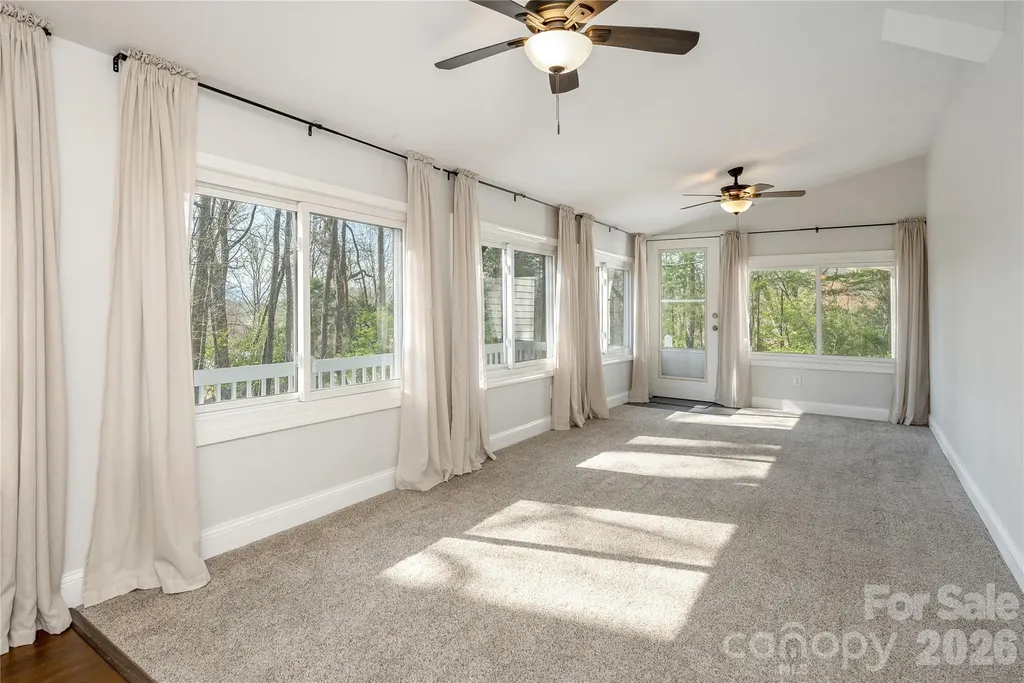 9 Justin Drive Etowah NC 28729