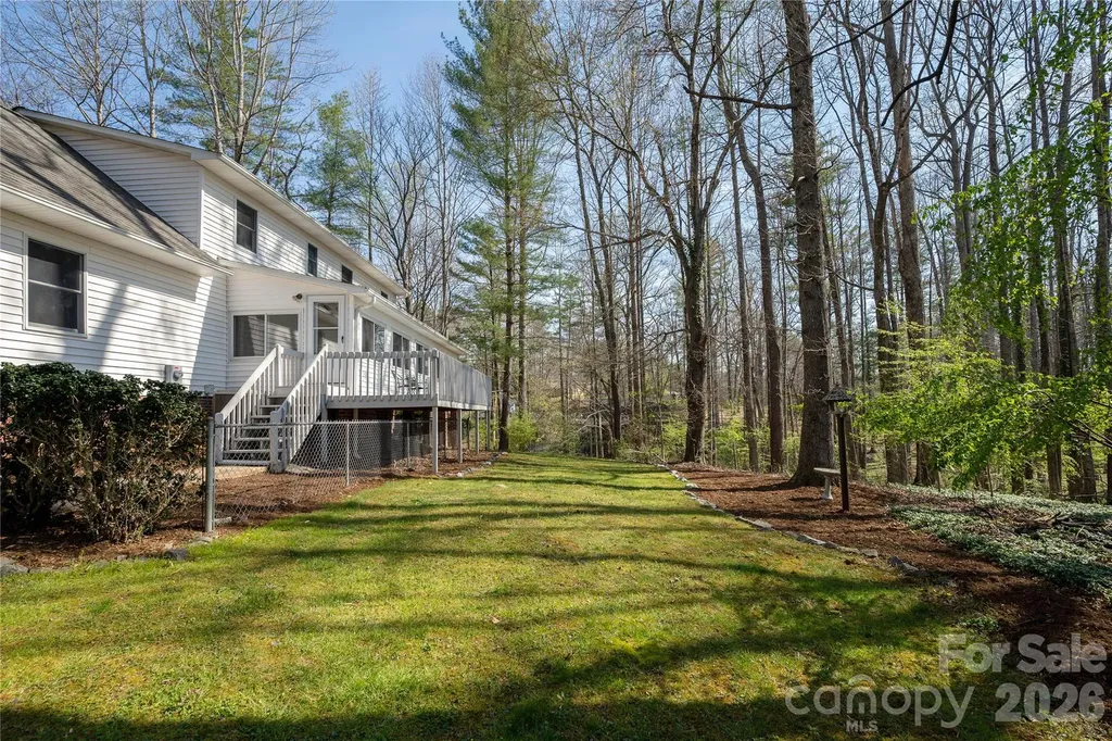 9 Justin Drive Etowah NC 28729