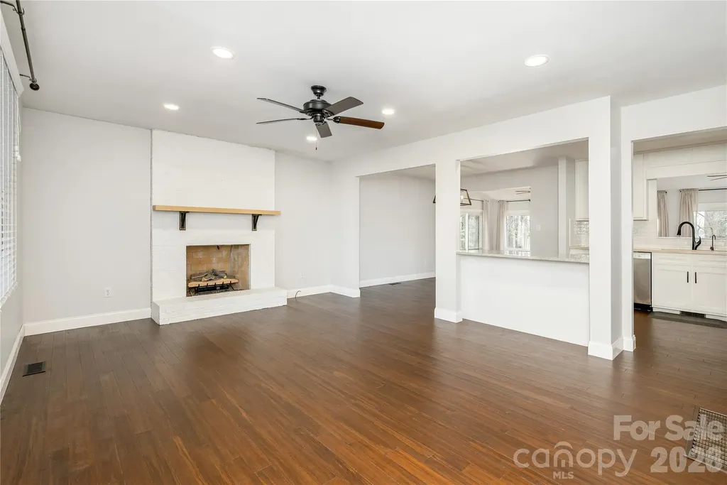 9 Justin Drive Etowah NC 28729