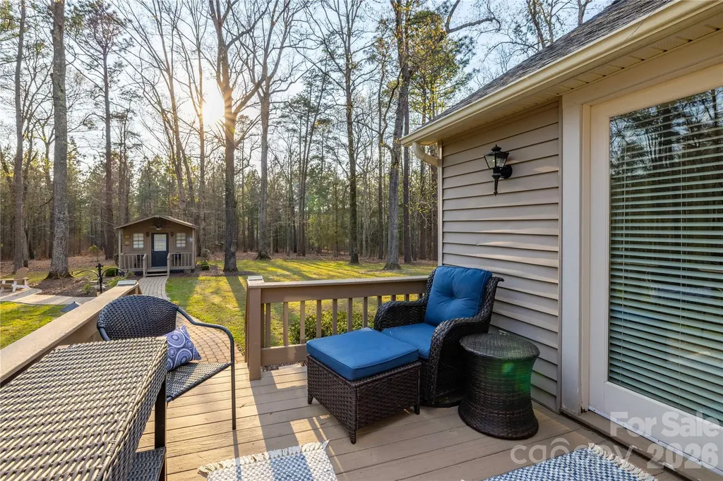 692 Capelsie Road Candor NC 27229
