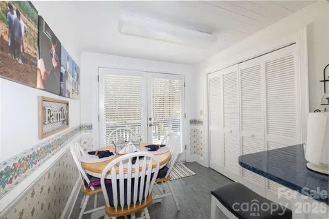 692 Capelsie Road Candor NC 27229