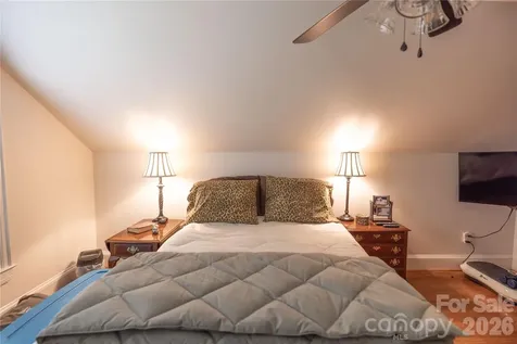 692 Capelsie Road Candor NC 27229