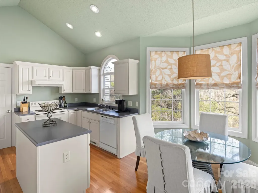 109 Poppy Lane Asheville NC 28803