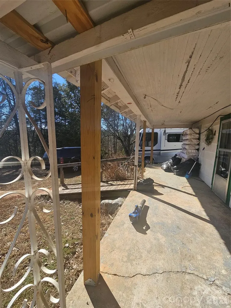126 Susan Road Casar NC 28020