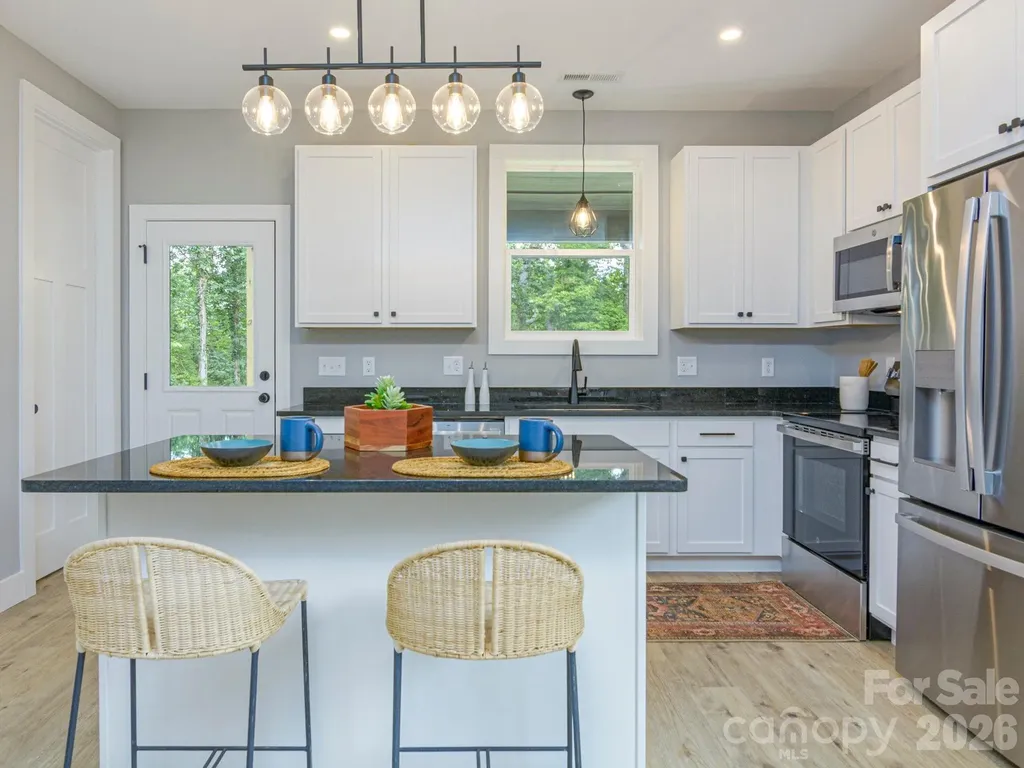 112 Shady Oak Drive Asheville NC 28803