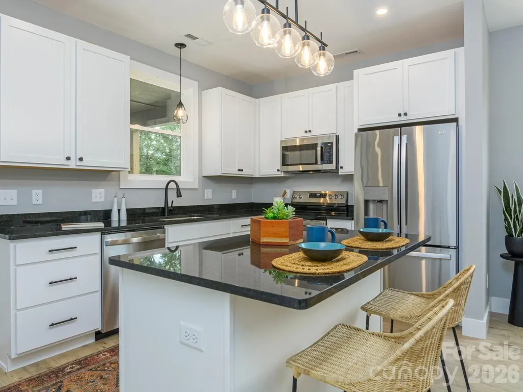 112 Shady Oak Drive Asheville NC 28803