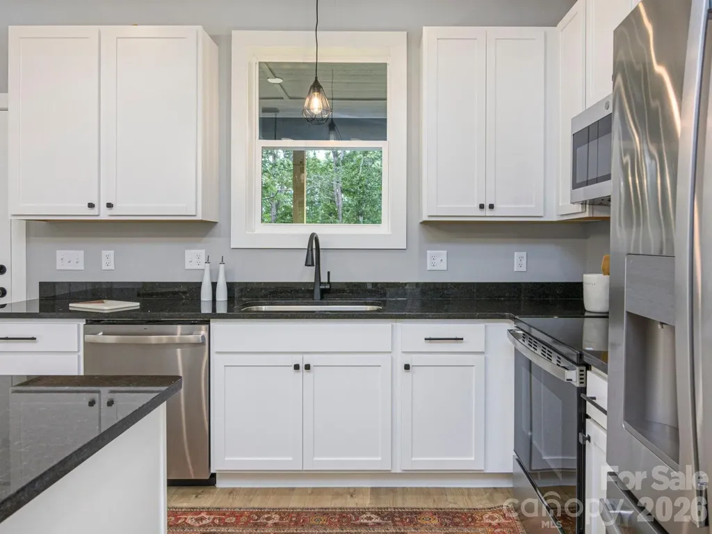 112 Shady Oak Drive Asheville NC 28803