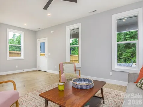 112 Shady Oak Drive Asheville NC 28803