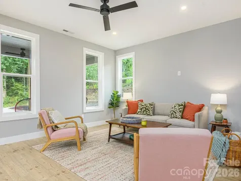 112 Shady Oak Drive Asheville NC 28803