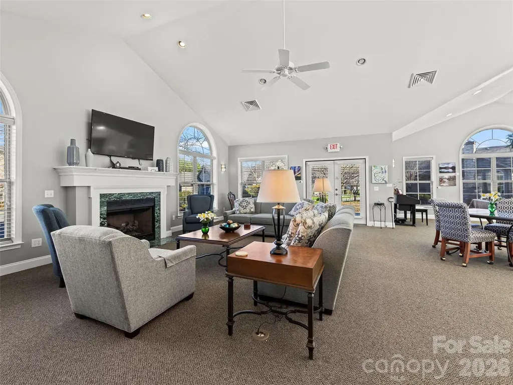 81 Outlook Circle Swannanoa NC 28778