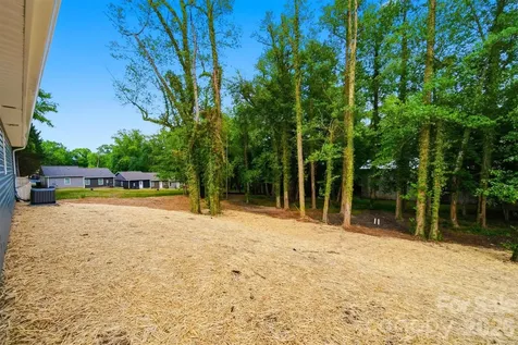 1298 18th Street NE Hickory NC 28601