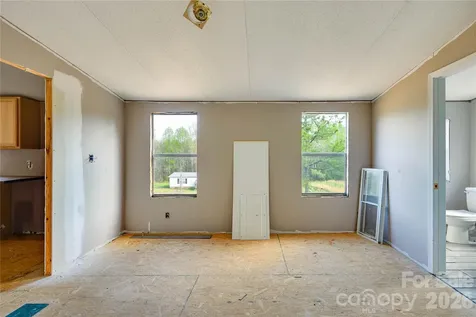 143 W Forest View Lane Mooresboro NC 28114
