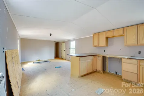 143 W Forest View Lane Mooresboro NC 28114