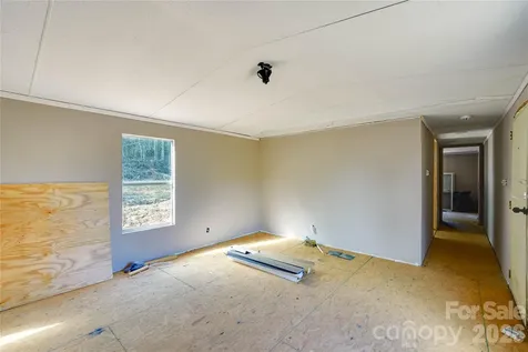 143 W Forest View Lane Mooresboro NC 28114