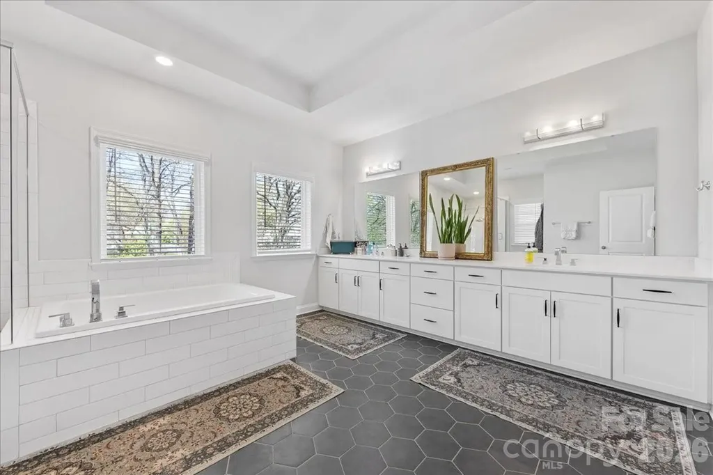 1241 Drummond Avenue Charlotte NC 28205