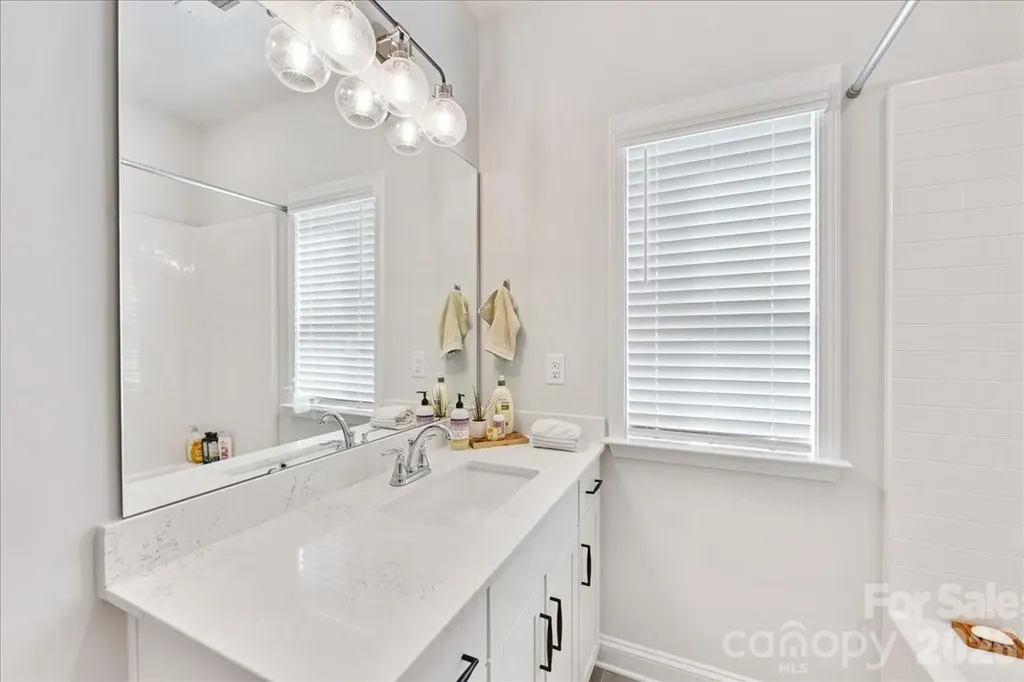 1241 Drummond Avenue Charlotte NC 28205