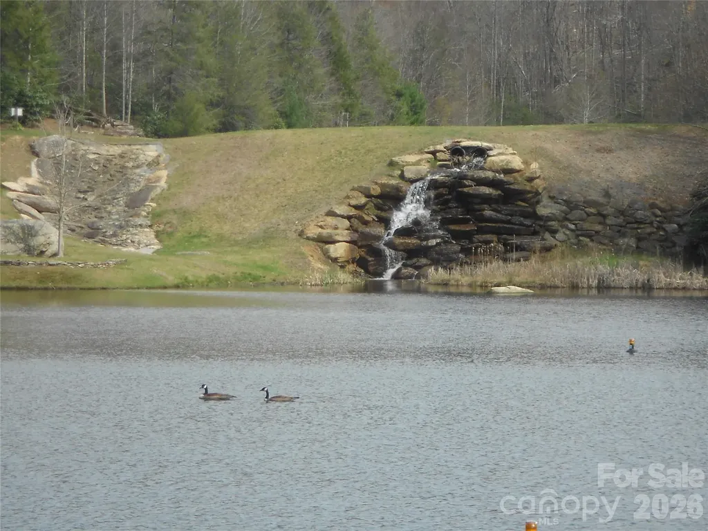 0000 Woodlake Loop Road Elk Park NC 28622