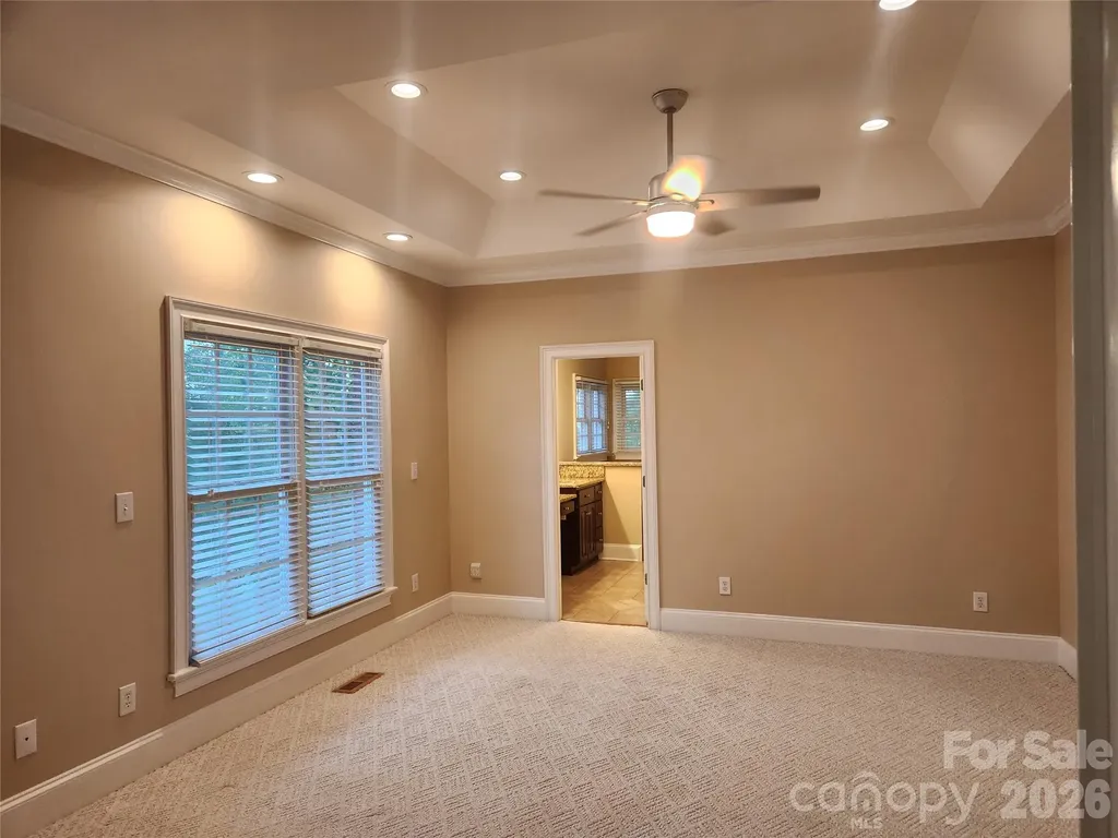 136 Windemere Isle Road Statesville NC 28677