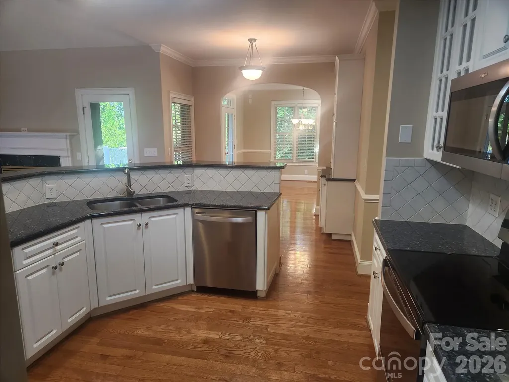 136 Windemere Isle Road Statesville NC 28677