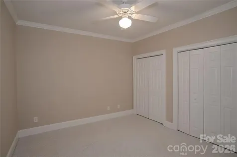 136 Windemere Isle Road Statesville NC 28677