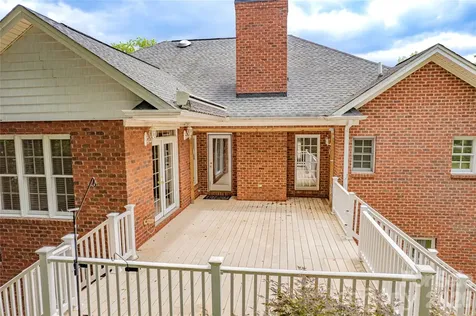 136 Windemere Isle Road Statesville NC 28677