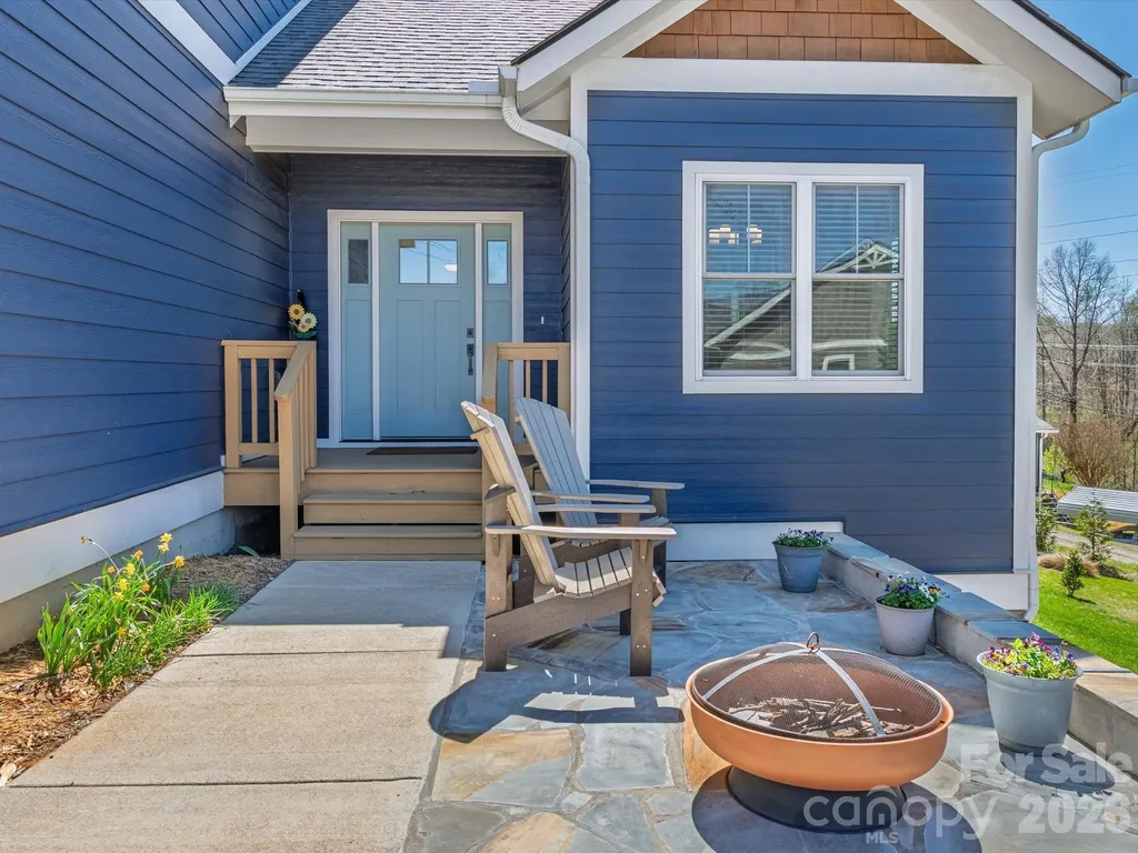 111 Ellis Lane Arden NC 28704
