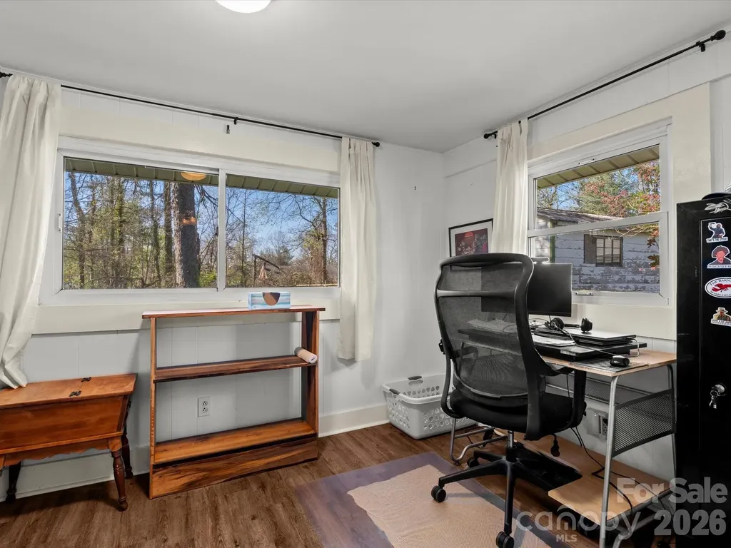12 Maple Lane Arden NC 28704