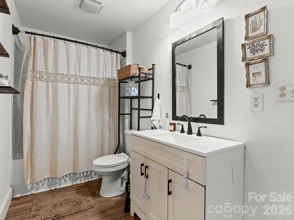 12 Maple Lane Arden NC 28704