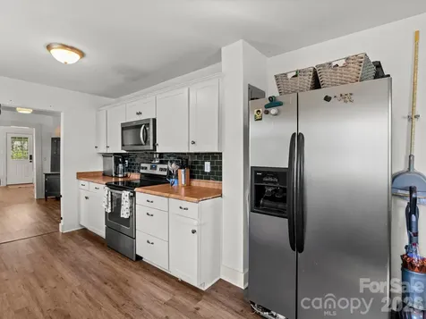 12 Maple Lane Arden NC 28704