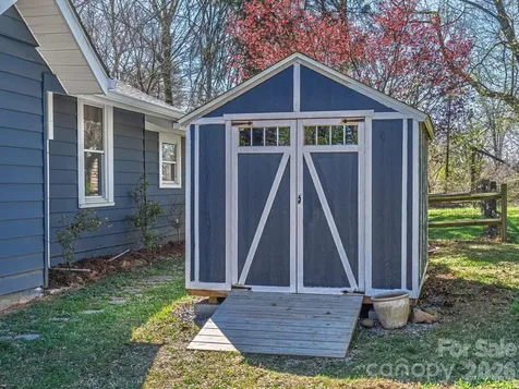 12 Maple Lane Arden NC 28704