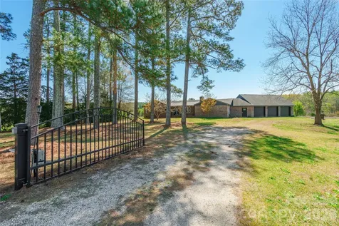 2248 Willie Usher Road Lancaster SC 29720