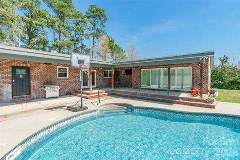 2248 Willie Usher Road Lancaster SC 29720