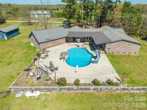 2248 Willie Usher Road Lancaster SC 29720