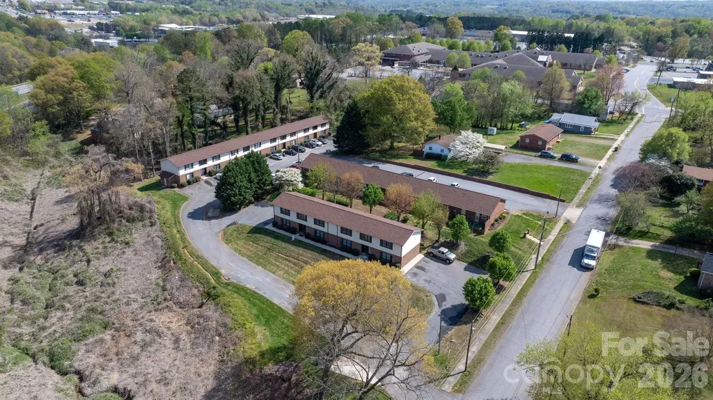 525 12th Street SW Hickory NC 28602