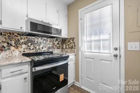 525 12th Street SW Hickory NC 28602
