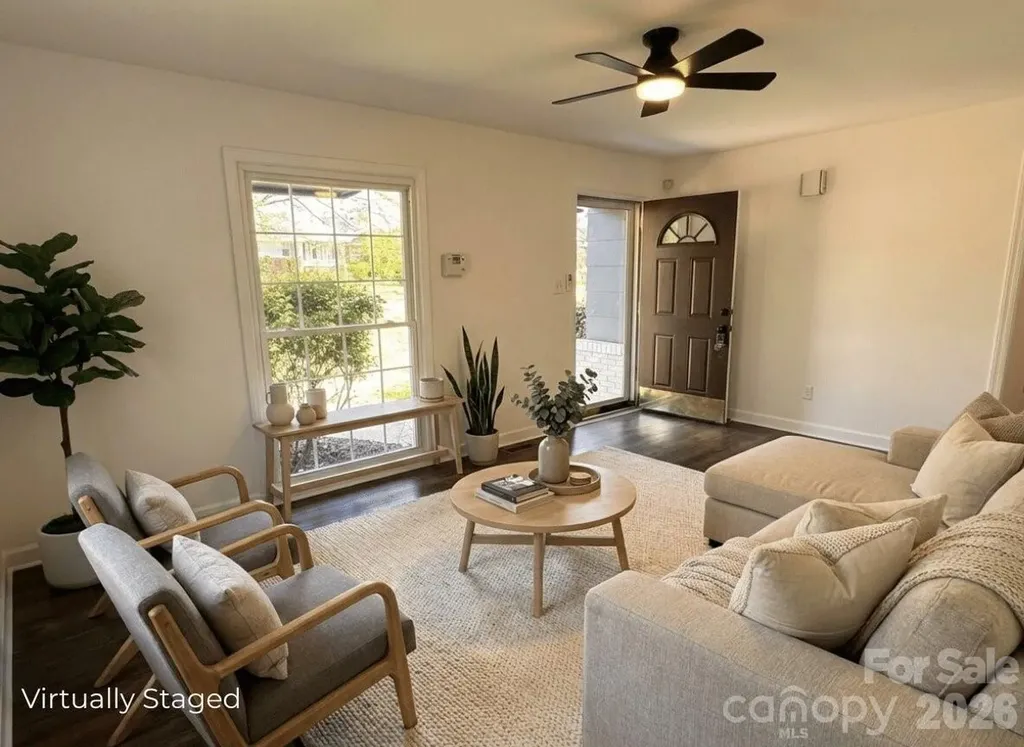 1423 Chelveston Drive Charlotte NC 28208