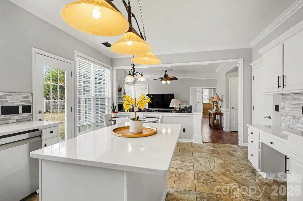 8727 Fieldcroft Drive Charlotte NC 28277
