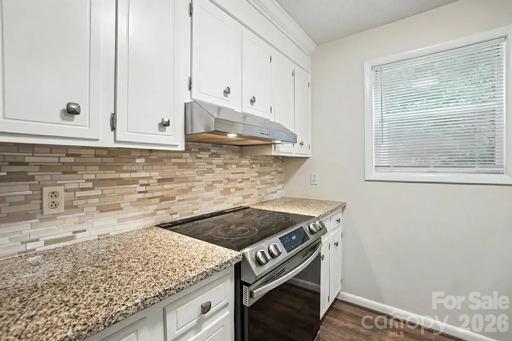1101 Surry Lane Gastonia NC 28054