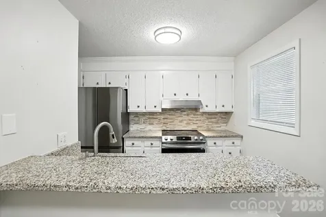 1101 Surry Lane Gastonia NC 28054