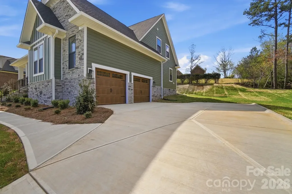 208 Cross Creek Drive Cherryville NC 28021