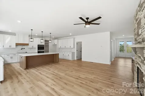208 Cross Creek Drive Cherryville NC 28021