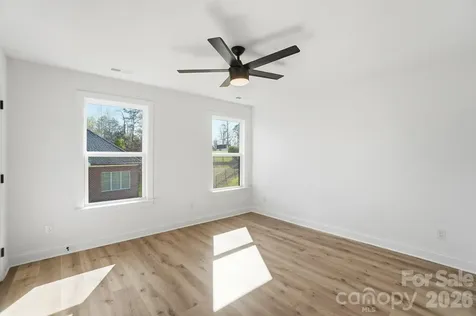 208 Cross Creek Drive Cherryville NC 28021